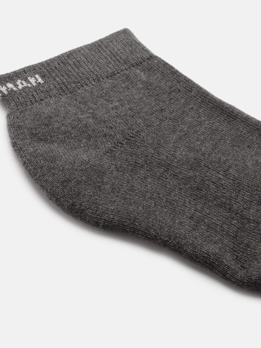 Plain Low Ankle Length Sporty Socks