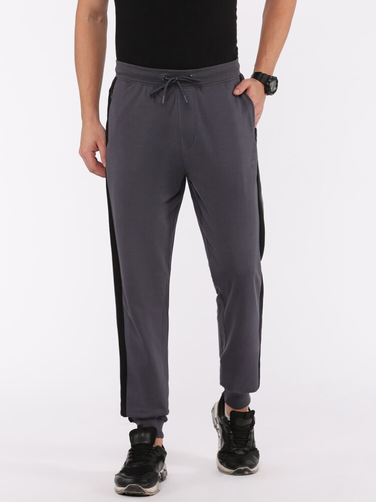 Men's Fashion Joggers in Cotton Rich Fabric with Lycra Waistband and Dual Side Zippers Pockets.
